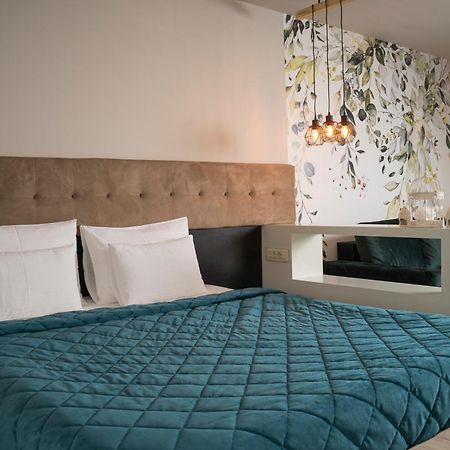 Akacija Luxury Suites Beograd Ruang foto